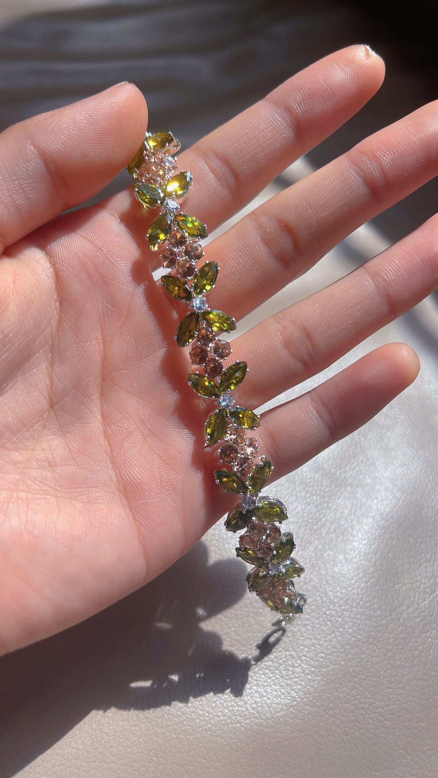 Crystal flower and leaf bracelet (Finished Product)